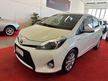 TOYOTA - Yaris 5p 1.5h Lounge NEOPATENTATI