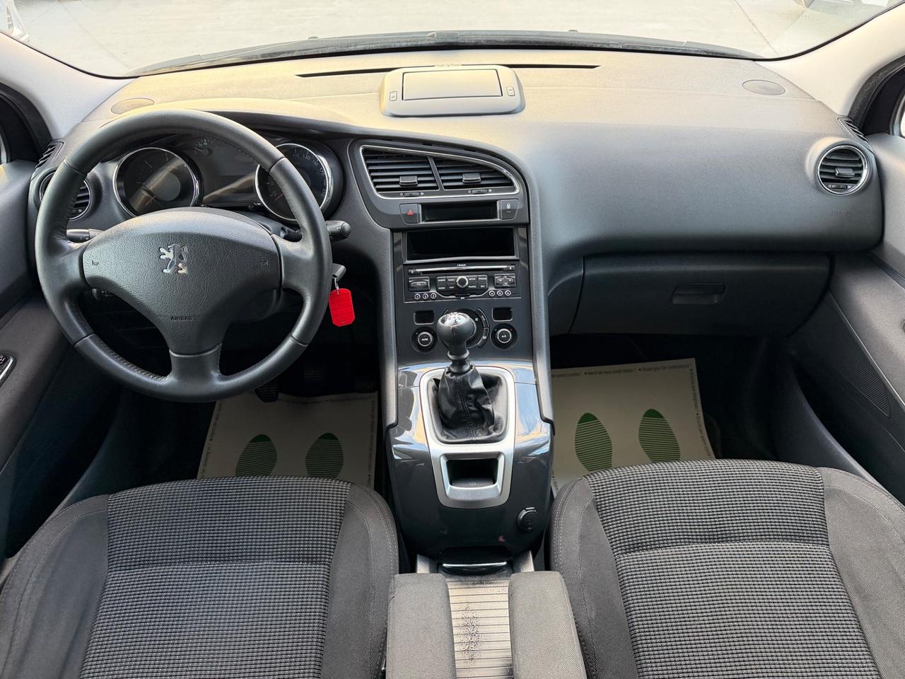 Peugeot 5008 1.6 HDi 112CV Premium