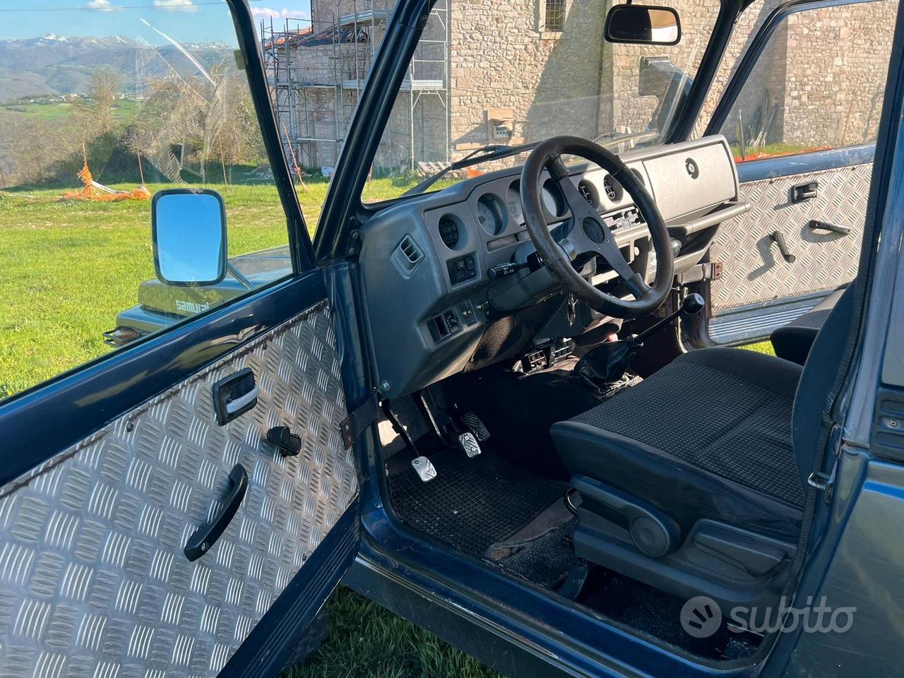 Suzuki sj