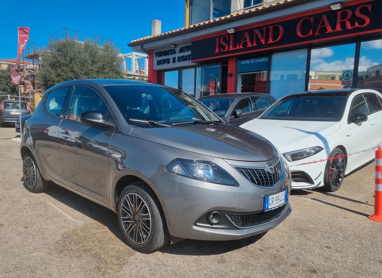 Lancia Ypsilon 1.0 Hybrid Gold