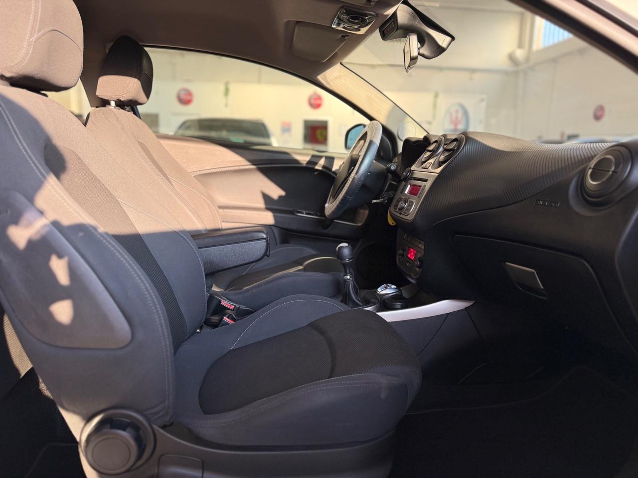 Alfa Romeo MiTo 1.3 JTDm-2 95 CV S&S Distinctive