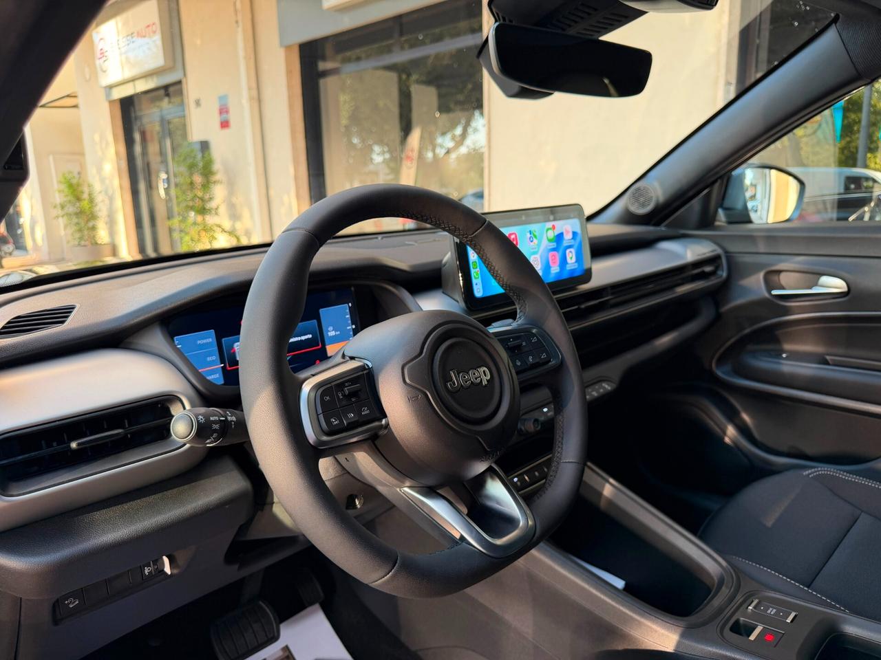 Jeep Avenger 1.2 Turbo1.2 turbo e-hybrid mhev Black Edition fwd 110cv edct6