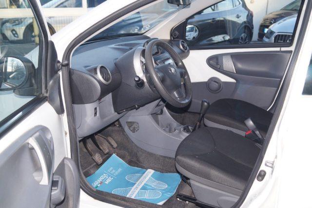 TOYOTA Aygo 1.0 12V VVT-i 5 porte Deep Ocean Connect