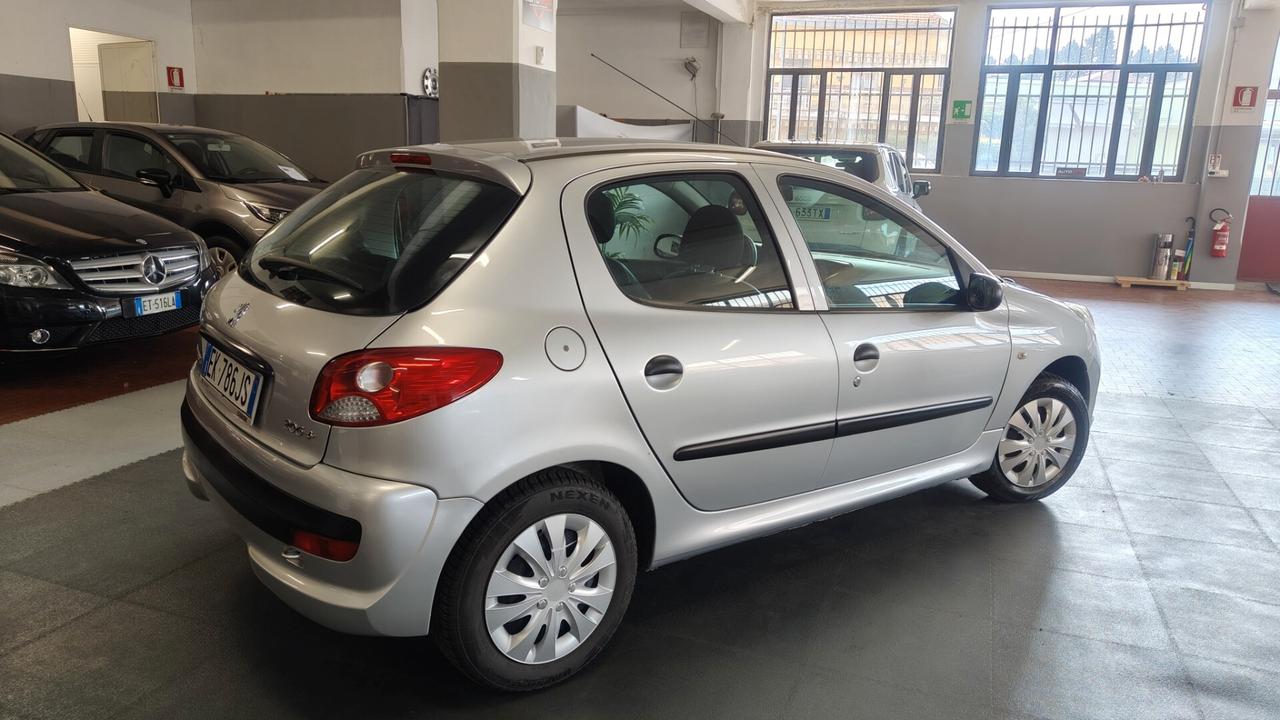 Peugeot 206 Plus 1.1 60CV 5p. Energie