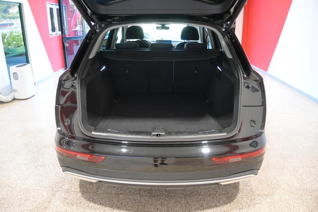 AUDI Q5 35 TDI 163CV S TRONIC BUSINESS ( FARI LED - ADAPTIVE CRUISE - CLIMA TRIZONA - NAVI - PDC - CERCHI 18 )