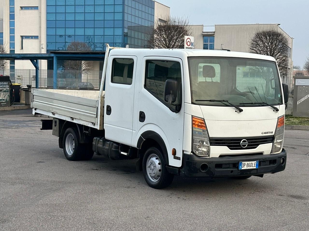 Nissan Cabstar 7 posti 3.0 diesel