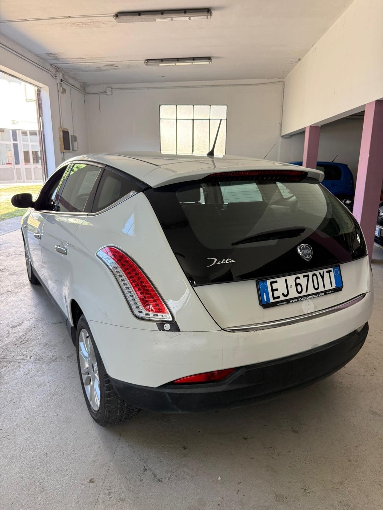 Lancia Delta 1.6 MJT DPF Selectronic Platinum