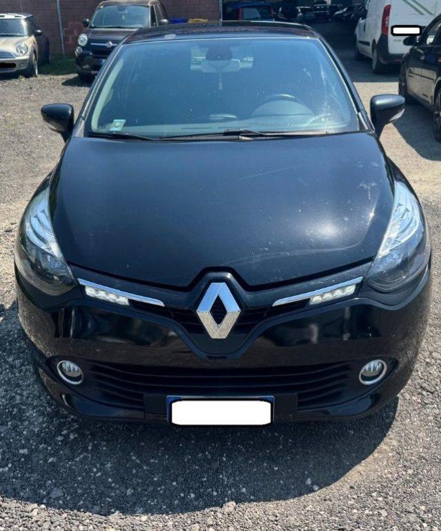 RENAULT Clio 1.5 dCi 8V GANCIO TRAINO