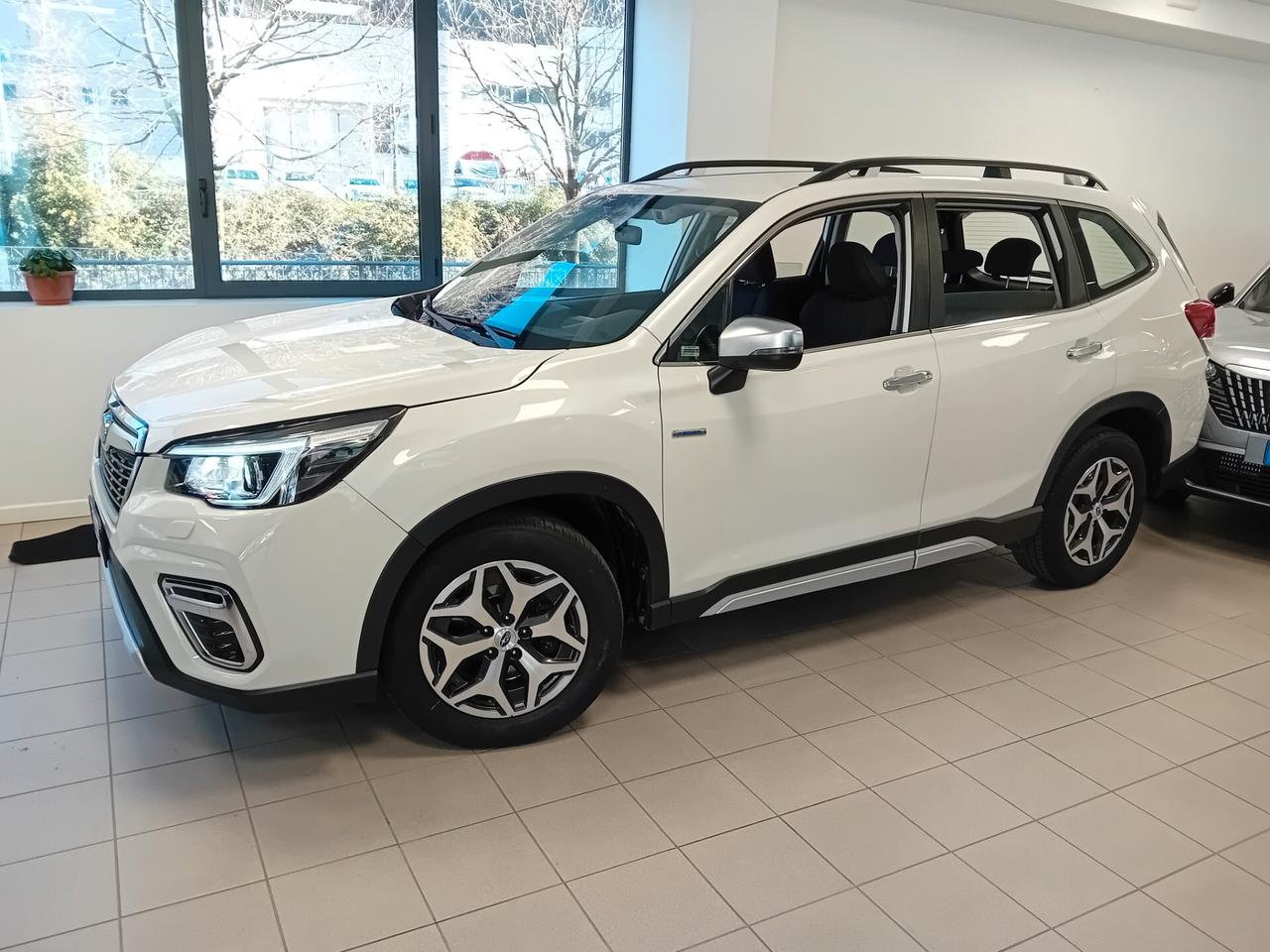 Subaru Forester 2.0 e-Boxer MHEV CVT Lineartronic Style