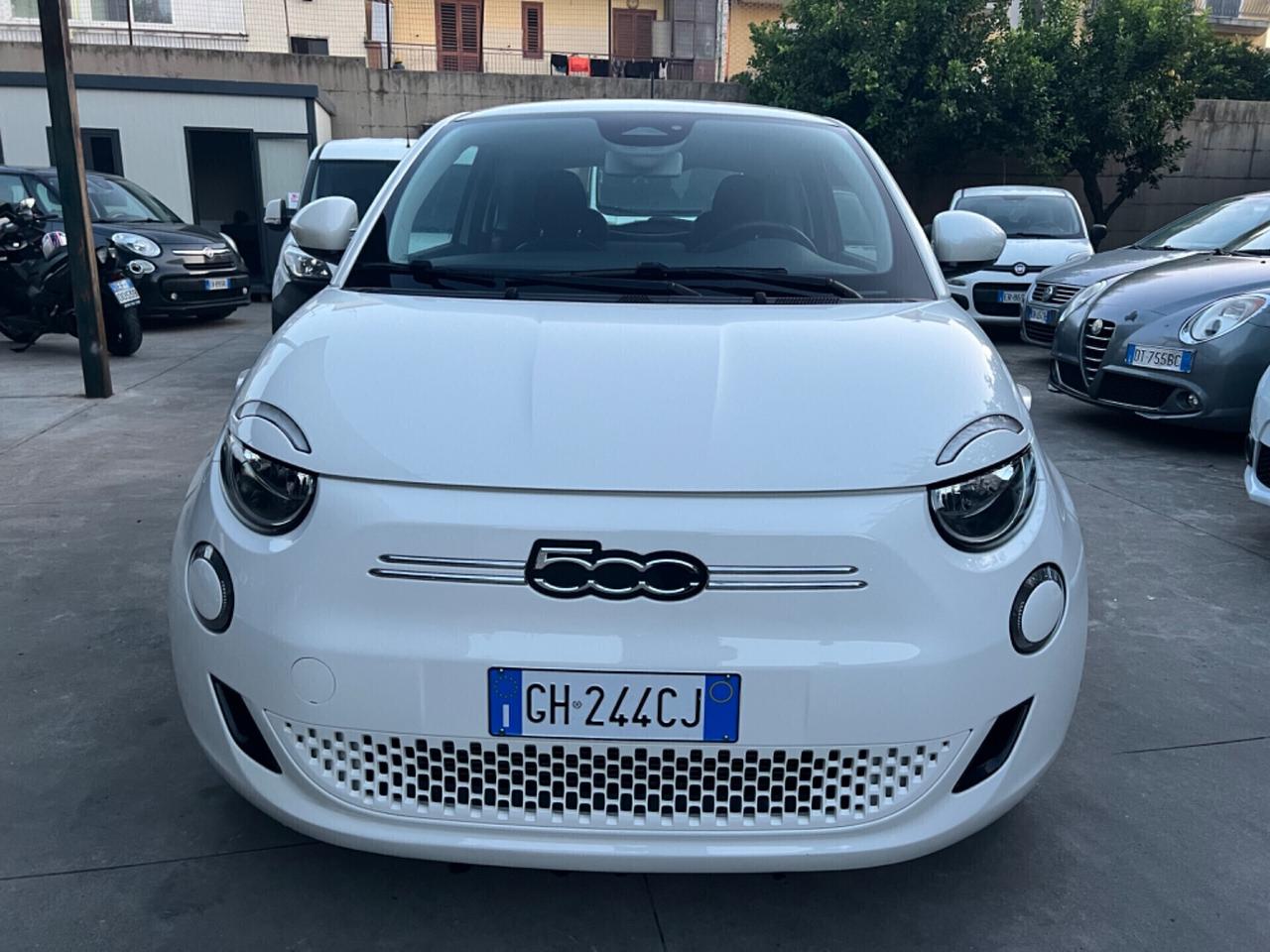 Fiat 500 La Prima Berlina 42 kWh