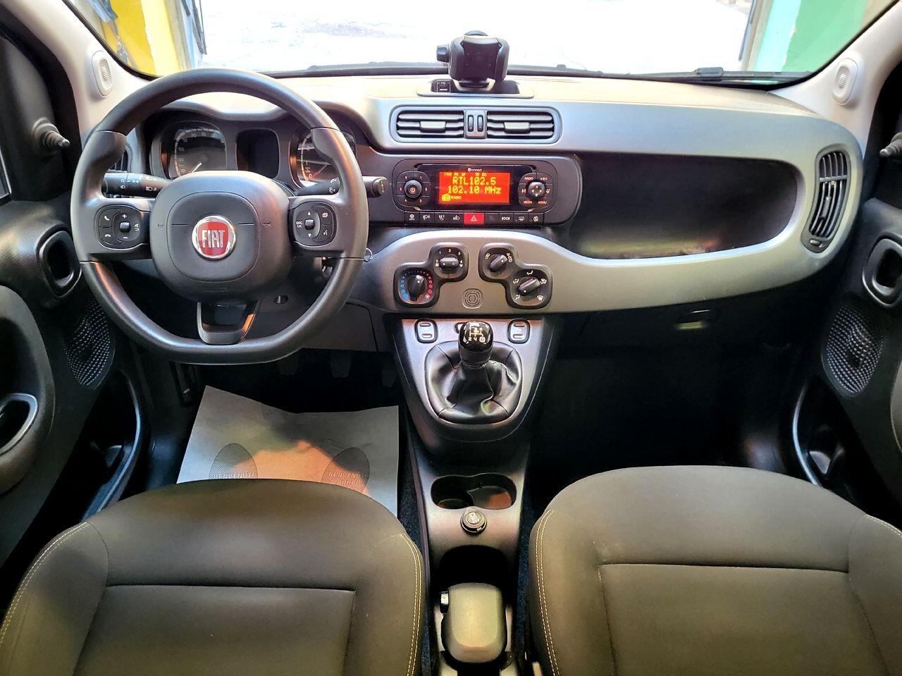 Fiat Panda 1.2 City Cross Waze