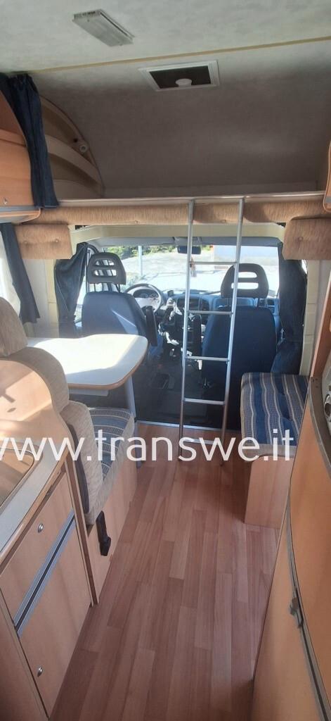 Elnagh Super D112G mansardato con ampio garage in coda