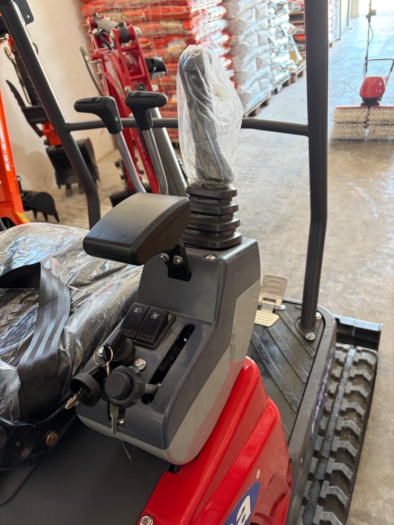 Escavatore AMA 12Q