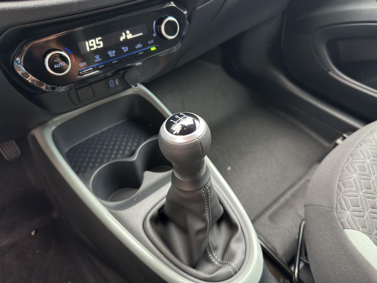 Toyota Aygo X - MY '24 5 porte TREND 1.0 VVT-i 5