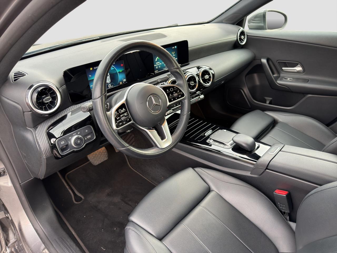 MERCEDES Classe A (W177) A 180 d Automatic Business Extra
