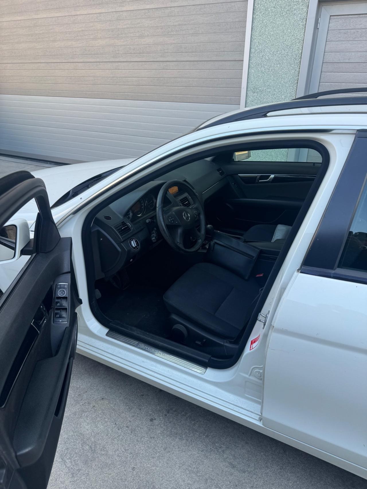 Mercedes-benz C 220 CDI S.W. BlueEFFICIENCY Executive