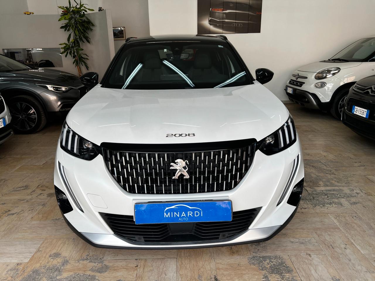 Peugeot 2008 BlueHDi 130 S&S EAT8 GT
