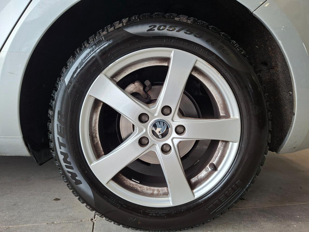 Skoda Octavia 1.6 TDI CR 105 CV DSG Wagon Ambition