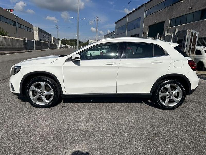 Mercedes-Benz GLA GLA 200 d Sport auto