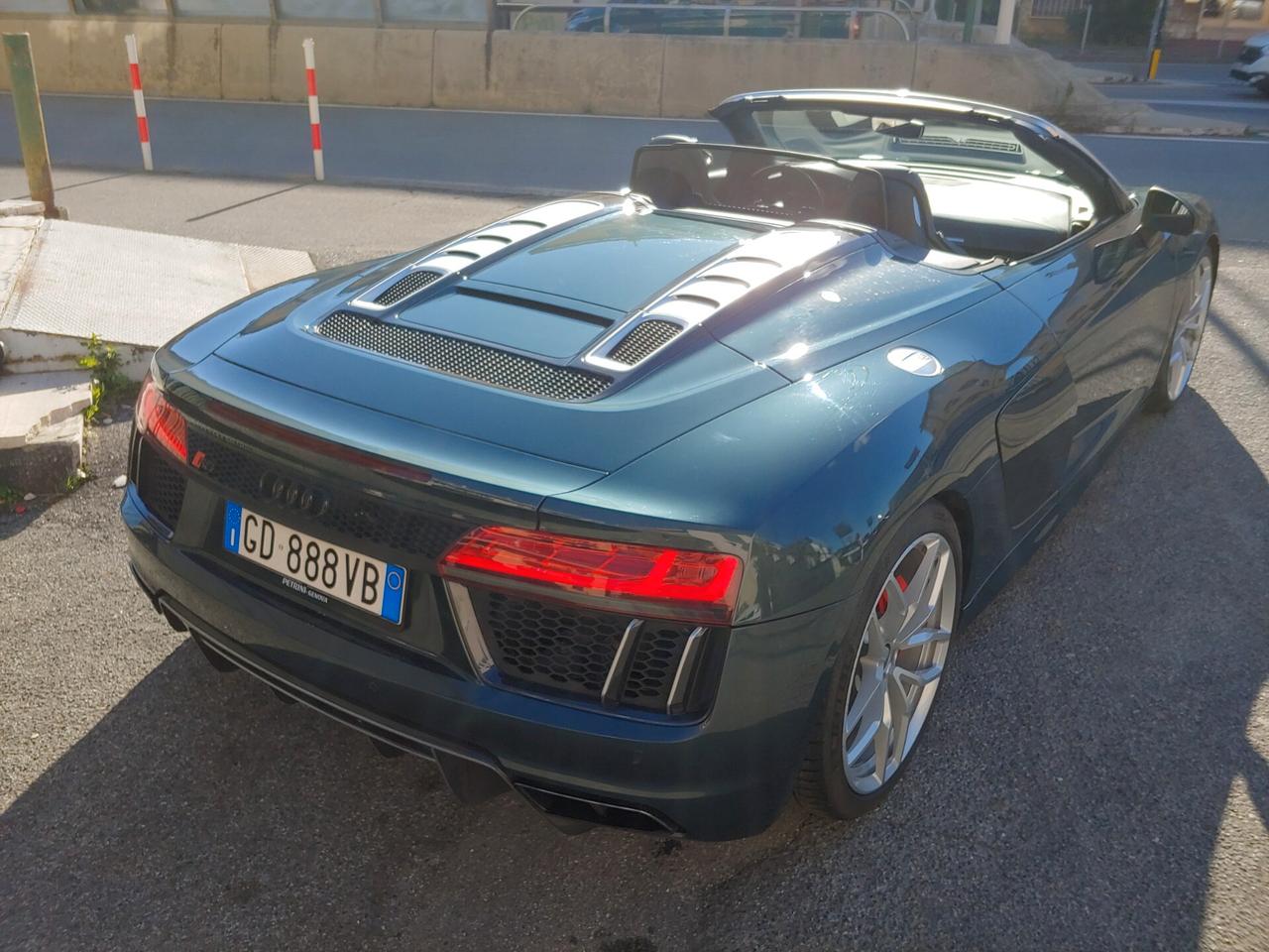 Audi R8 R8 Spyder 5.2 V10 fsi quattro 540cv s-tronic