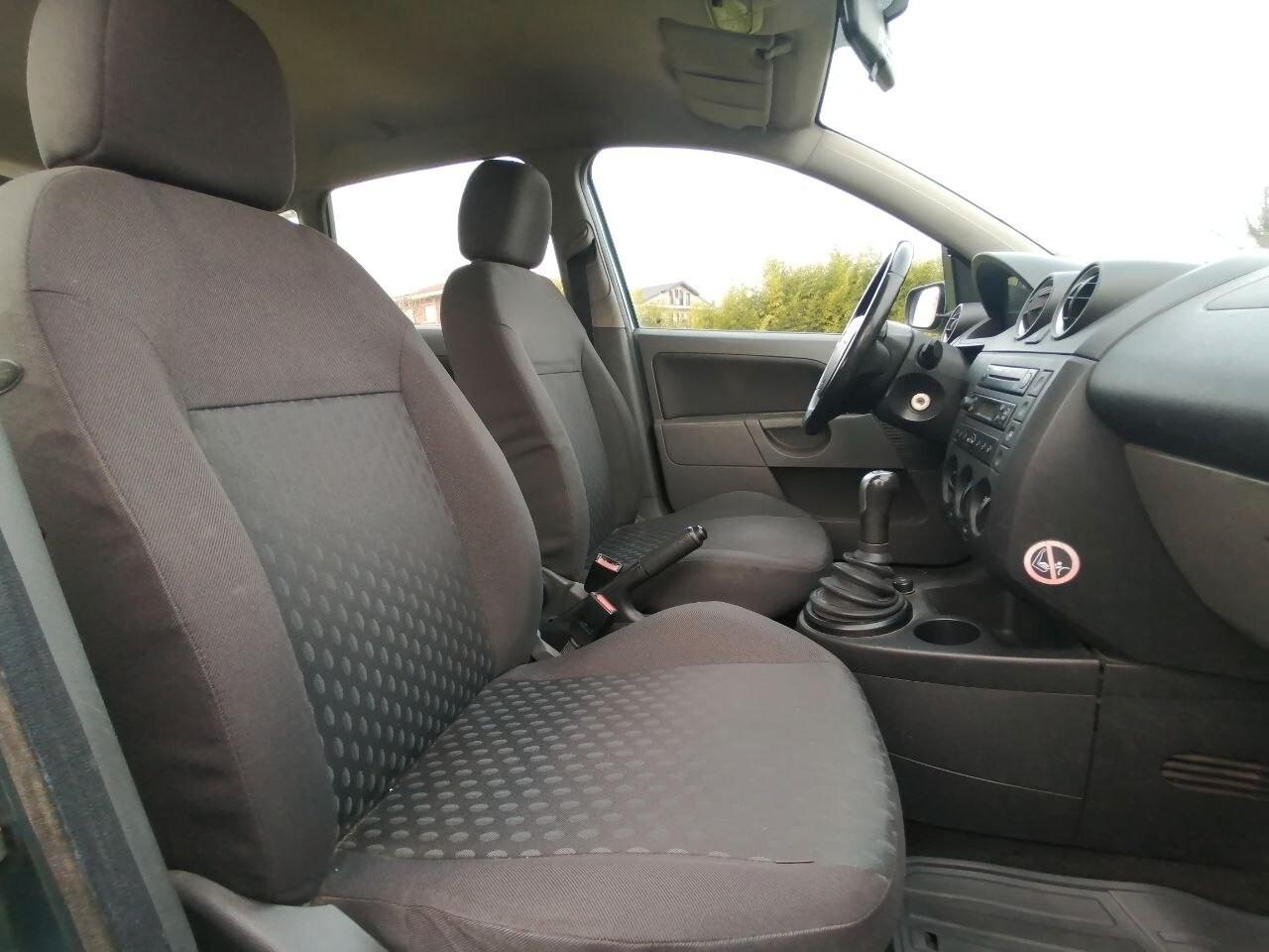 Ford Fiesta 1.4 16V 5p. Ghia