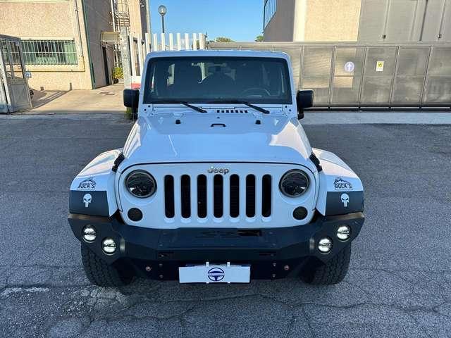 Jeep Wrangler Unlimited 2.8 CRD DPF Sahara Auto