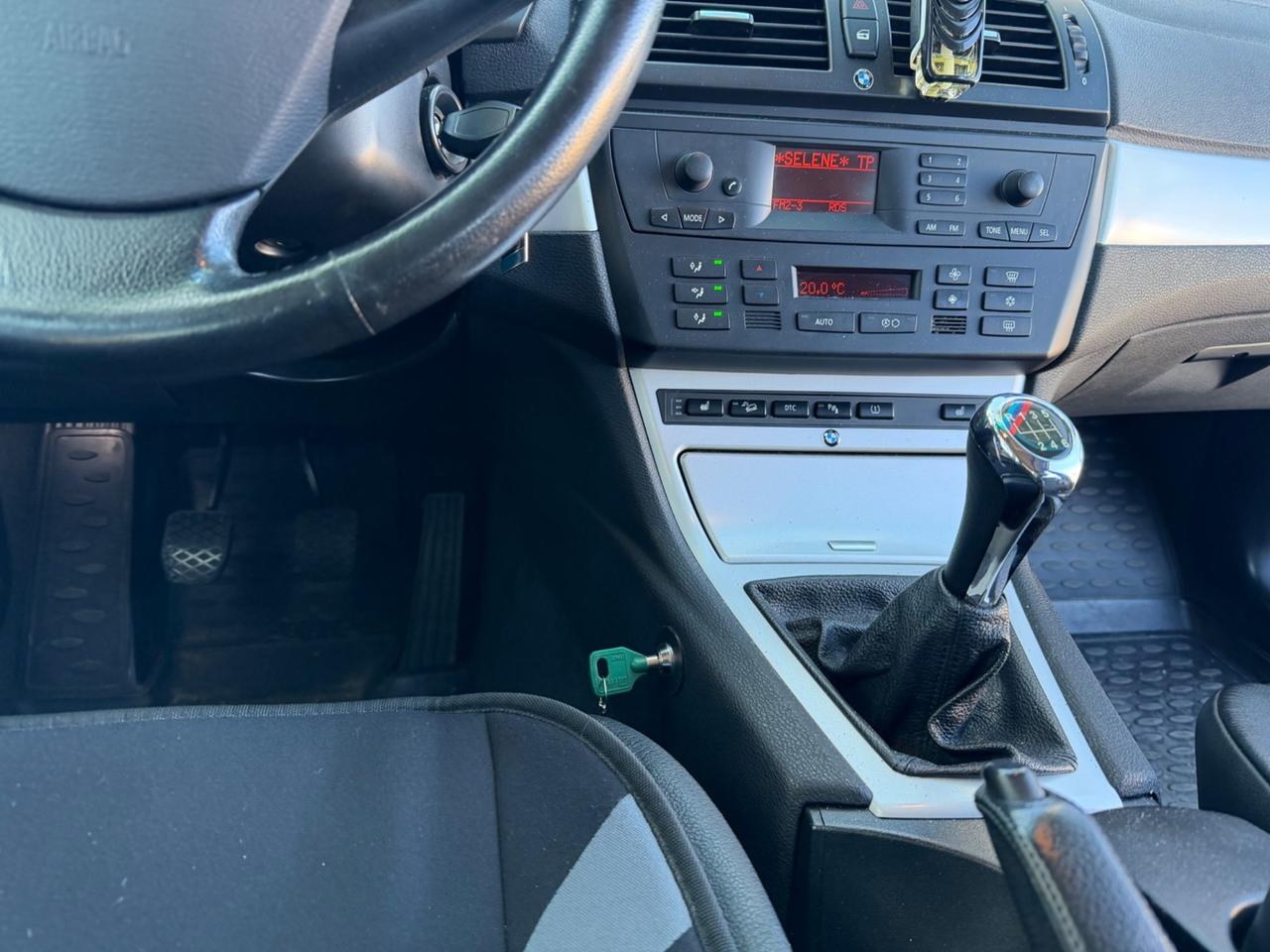 BMW X3 (E83) 2.0 FUTURA 110KW 150CV