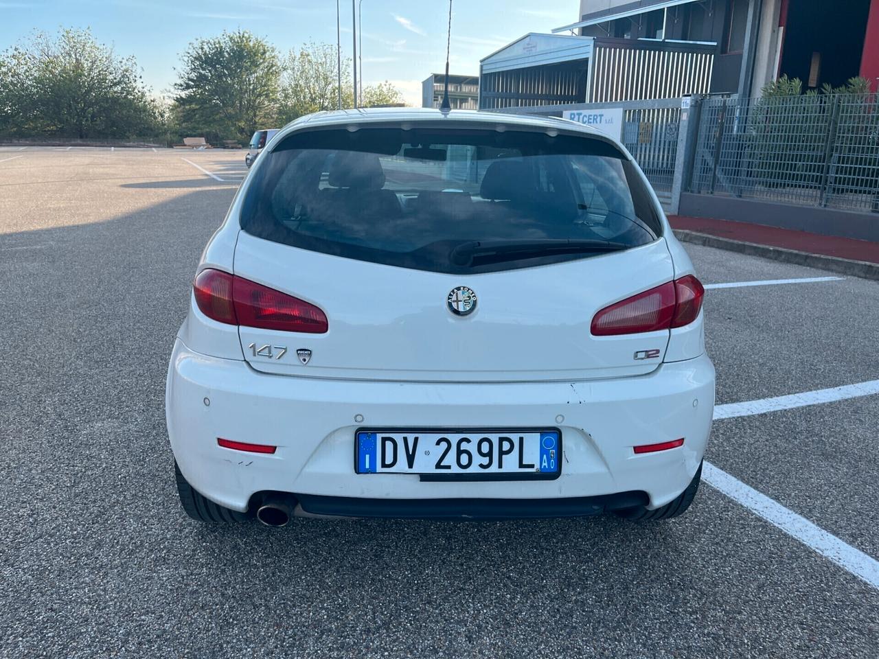 Alfa Romeo 147 1.9 JTDm Q2 (170) 5p. Ducati Corse