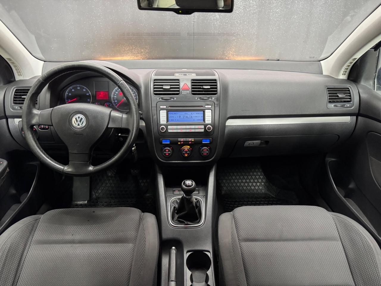 Volkswagen Golf 1.6 16V FSI 5Porte ADATTA NEOPATENTATI