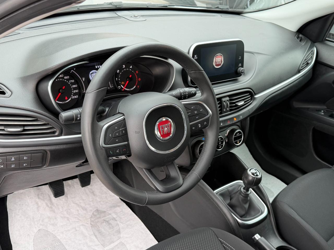 Fiat Tipo 1.6 M.JET 120 cv. 5 porte LOUNGE