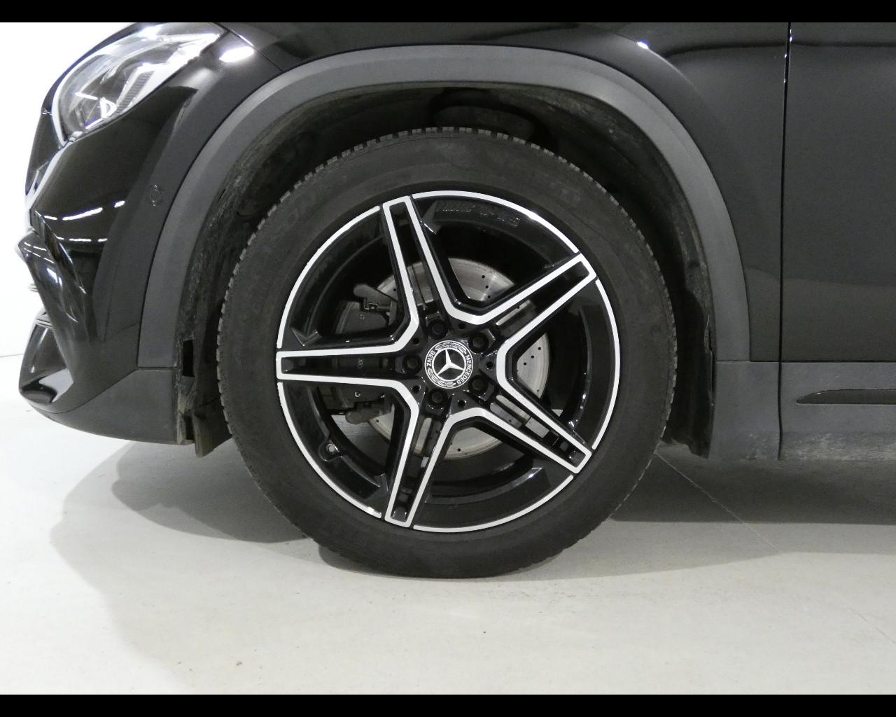 Mercedes-Benz GLA (H247) - GLA 200 d Automatic Premium