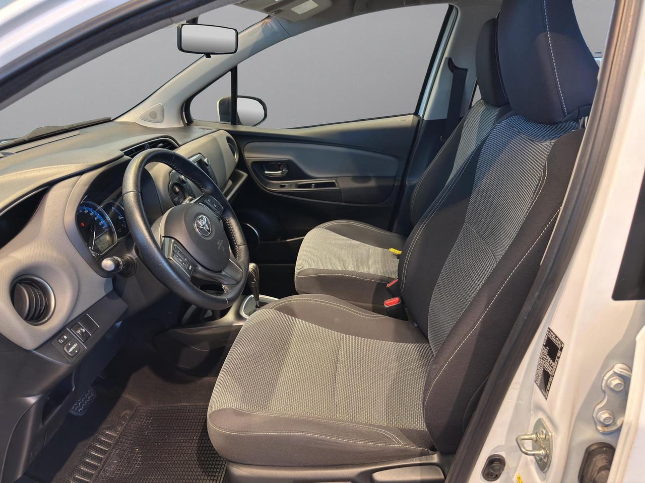 Toyota Yaris 5p 1.5h Active