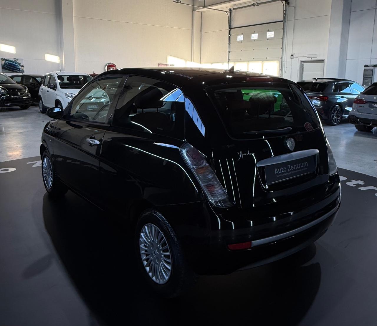 Lancia Ypsilon 1.2 Argento