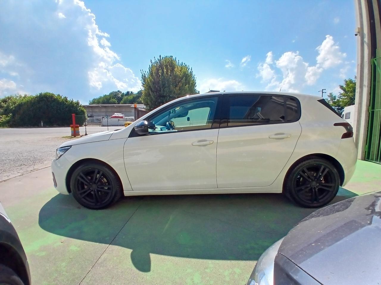 Peugeot 308 1.5 Blue-HDi
