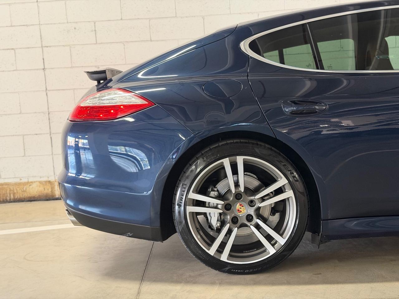 Porsche Panamera 4.8 4S