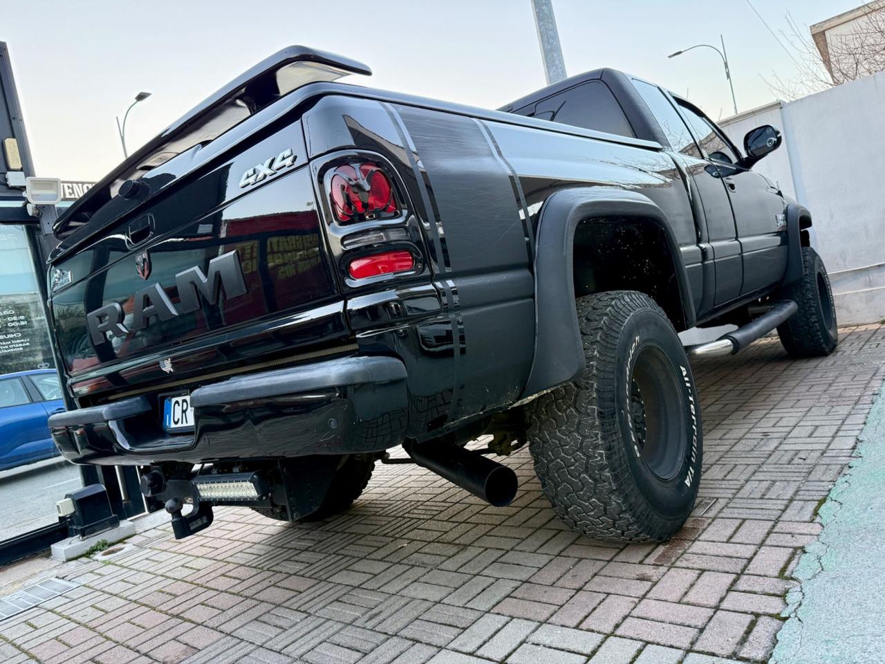 Dodge RAM Cummins 2500 Heavy Duty