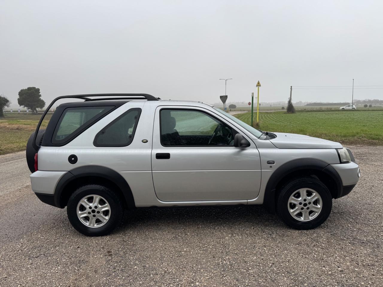 Land Rover Freelander 2.0 Td4 16V cat 3p. Soft. S