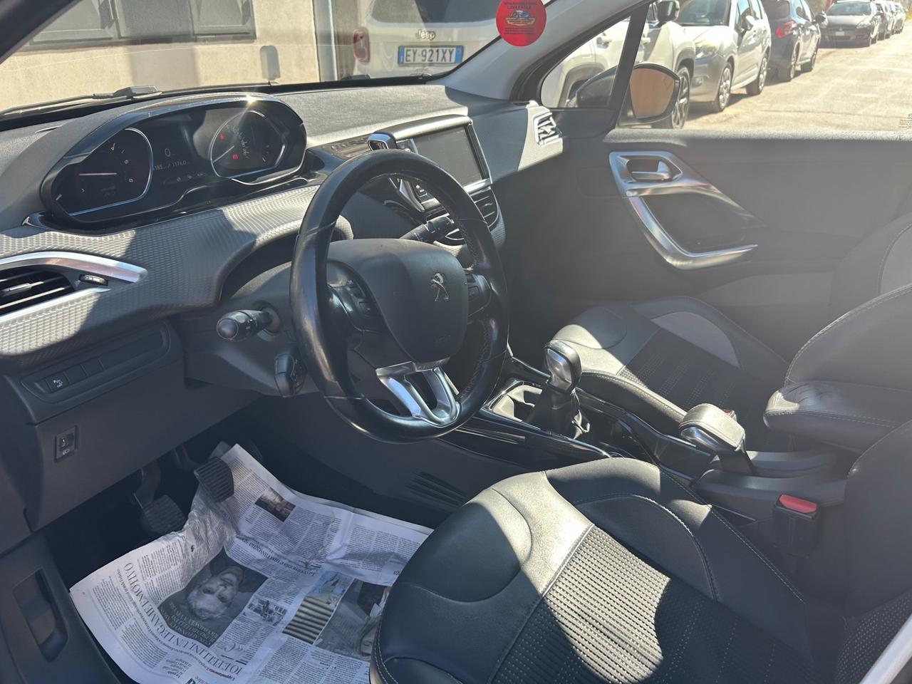 Peugeot 2008 BlueHDi 100 Allure