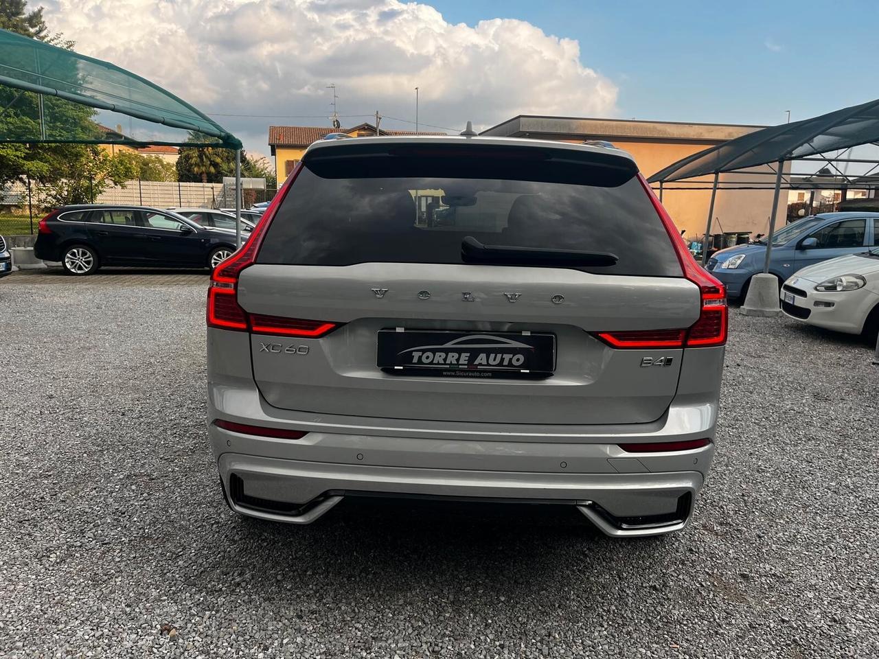 Volvo XC 60 XC60 B4 (d) AWD Geartronic R-design