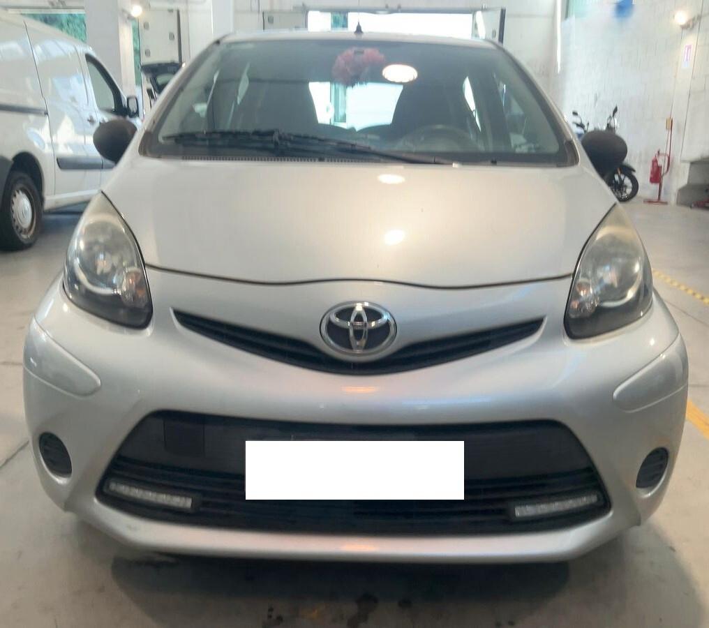 Toyota Aygo 1.0 12V VVT-i 5 porte Active Connect