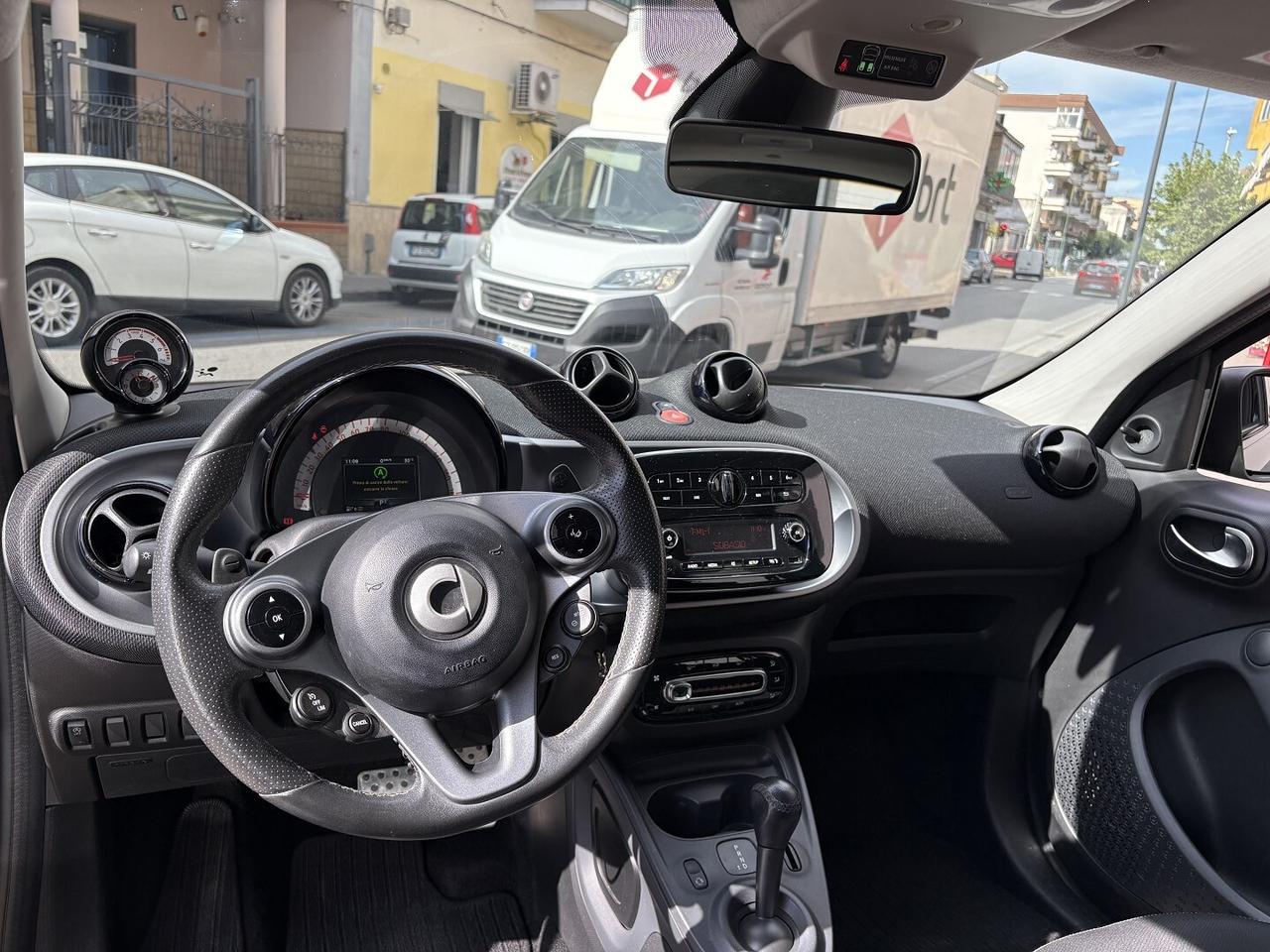 SMART FORFOUR 1.0 AUTOM PASSION CERTIFICATA NUOVA