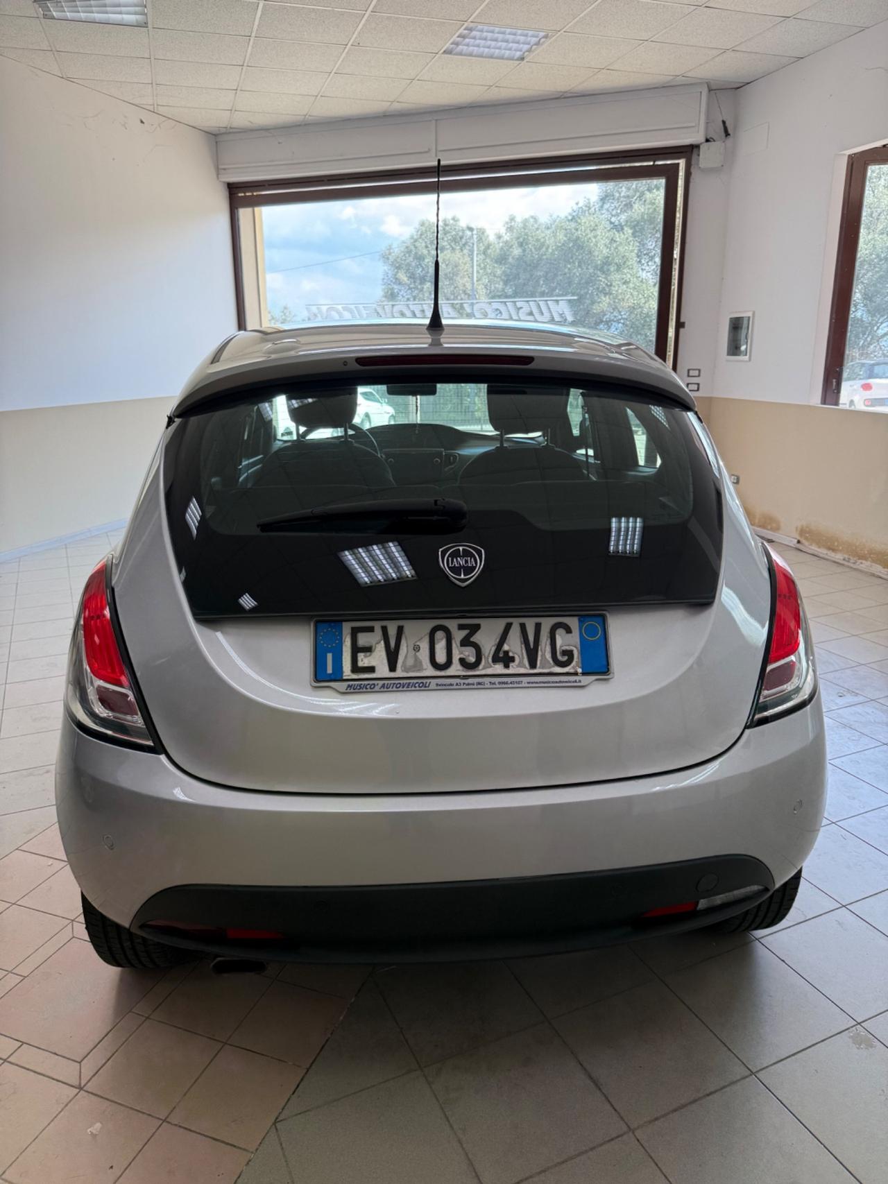 Lancia Ypsilon 1.3 MJT 16V 95 CV 5 porte S&S Platinum