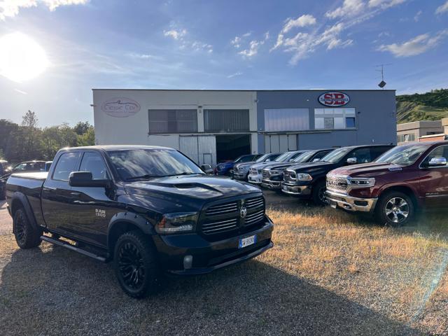 DODGE RAM CREW CAB 1500 SPORT- BLACK EDITION- PRONTA CONSEG