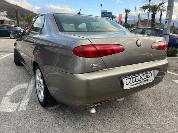 ALFA ROMEO 166 2.4 JTD 150CV Distinctive. LEGGI