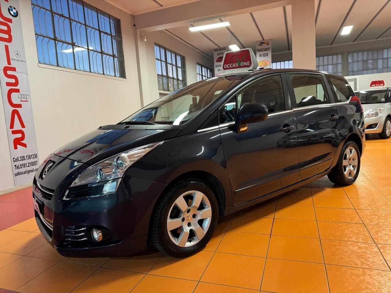 Peugeot 5008 1.6 HDi 115CV Active