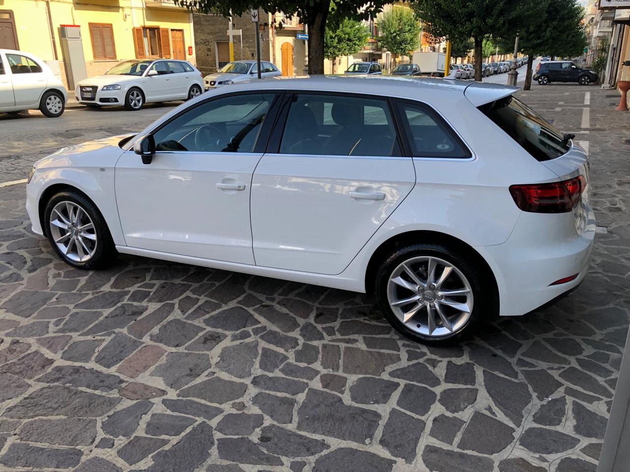 Audi A3 SPORTBACK 1.6TDI 110CV Design FULL/LED/NAV