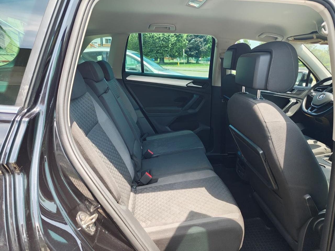 Volkswagen Tiguan Business 1.6 TDI #11814