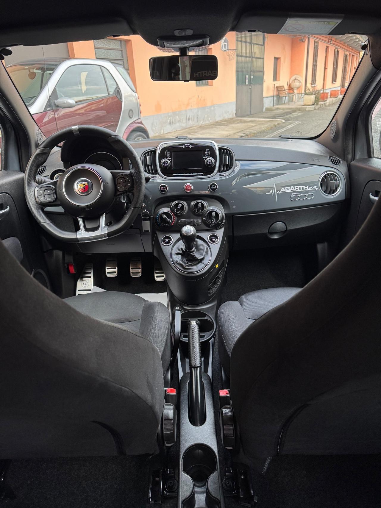 Abarth 595 1.4 Turbo T-Jet 165 CV Turismo