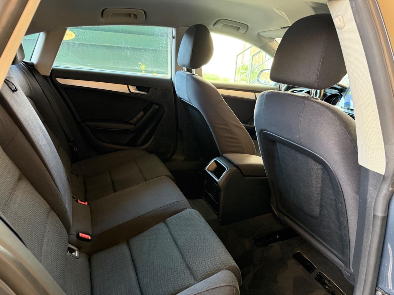 Audi A5 SPB 2.0TDI 143CV NEOPATENTATI Ambiente 2011