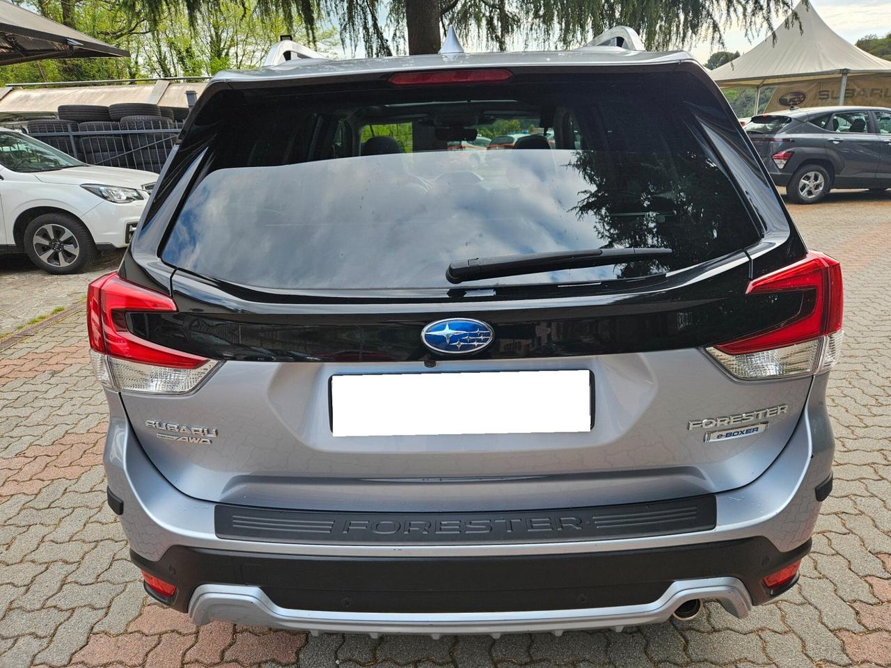 Subaru Forester 2.0 e-Boxer MHEV CVT Lineartronic PREMIUM - FULL -TETTO